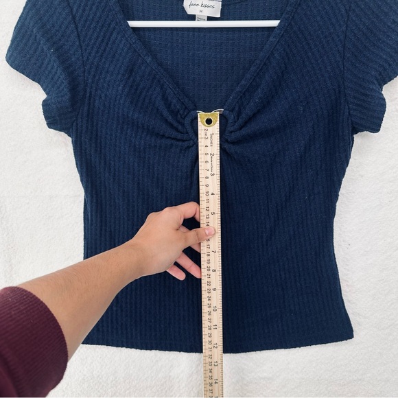 Free Kisses Navy Ribbed Short Sleeve Heart Ring Top - Picture 3 of 5